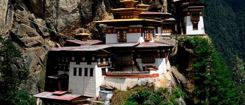 Bhutan Short Tour